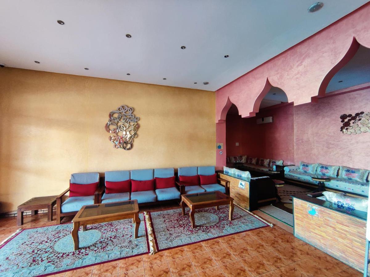 Hotel Cafe Restaurant Assaka Тизнит Экстерьер фото
