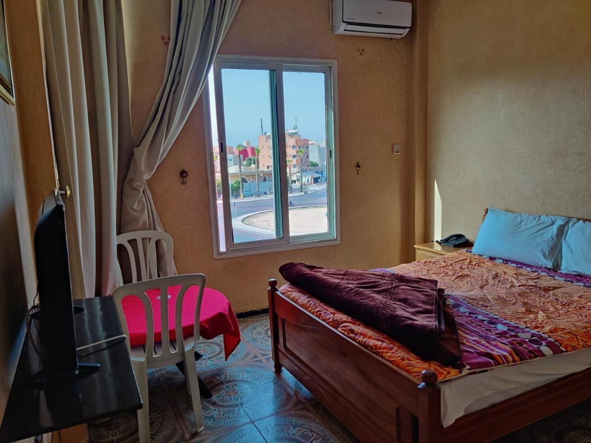 Hotel Cafe Restaurant Assaka Тизнит Экстерьер фото